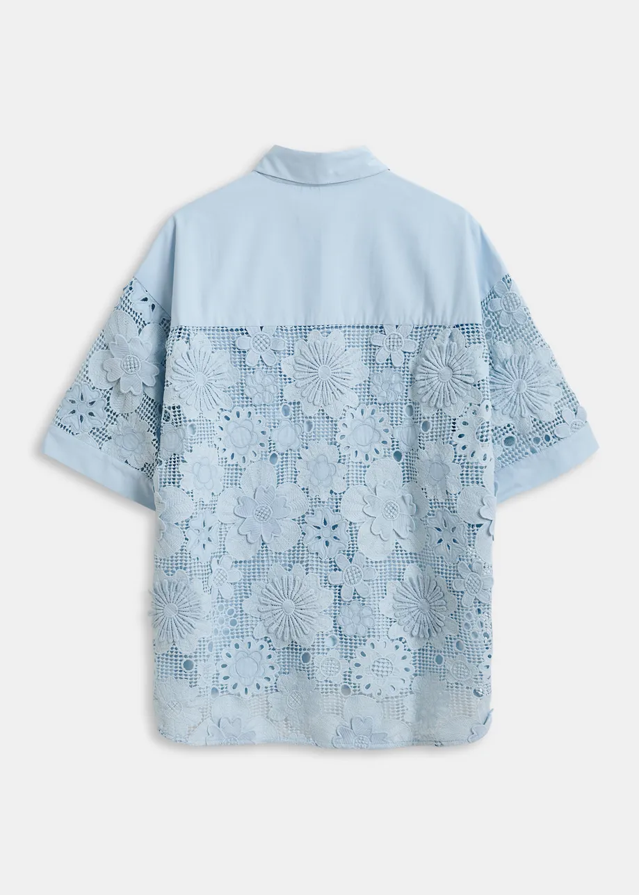Light blue oversized cotton short-sleeve shirt with lace inserts