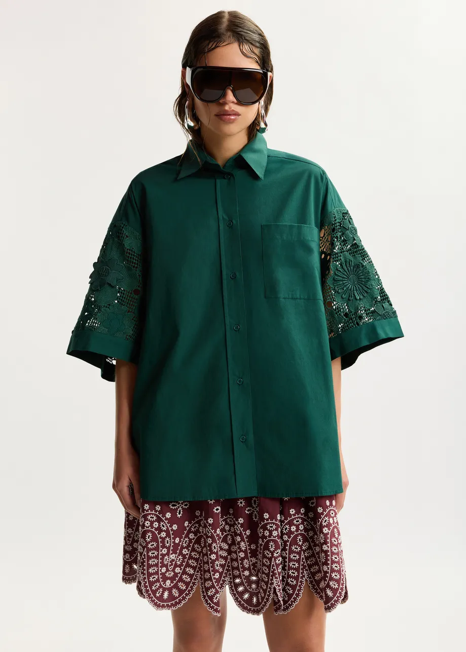 Dark green oversized cotton short-sleeve shirt with lace inserts